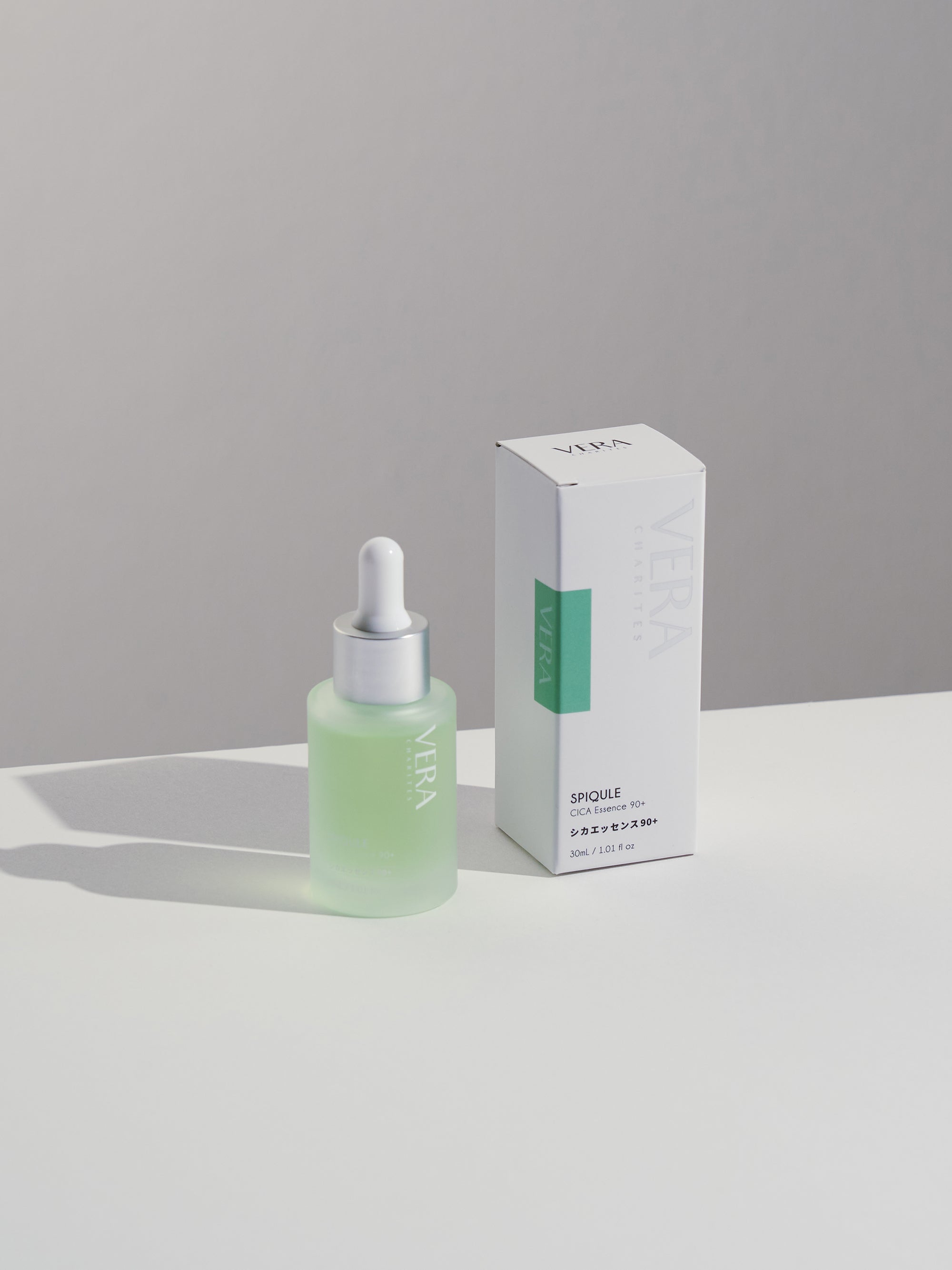 VERA CHARITES シカエッセンス90+ 30ml 敏感肌 シカエッセンス90+｜CICA高濃縮・鎮静美容液（30ml）｜VERA